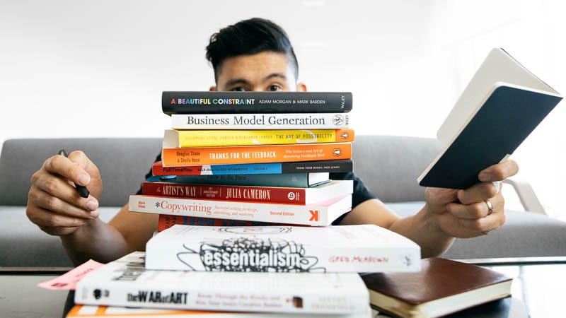 I Copied a Year's Worth of Seth Godin's Writing in a Week.